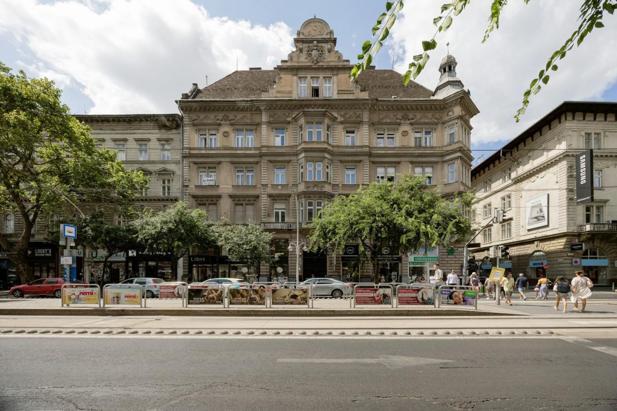 Vintage Build 2 Bedroom 2 Bathroom Lejlighed Budapest