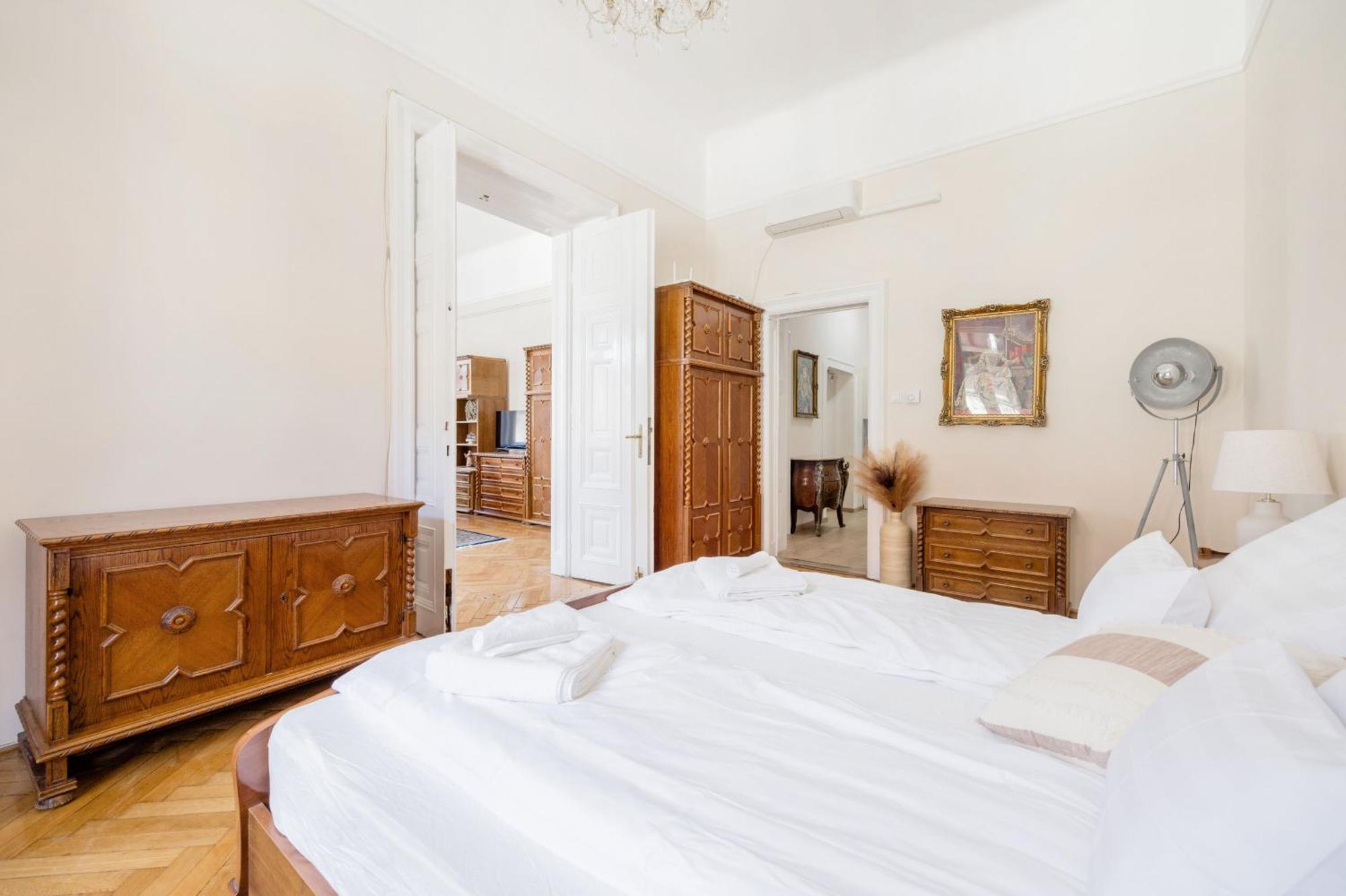 Lejlighed Vintage Build 2 Bedroom 2 Bathroom Budapest